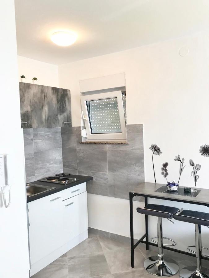 Studio Apartman Bruna-Liznjan, Medulin מראה חיצוני תמונה